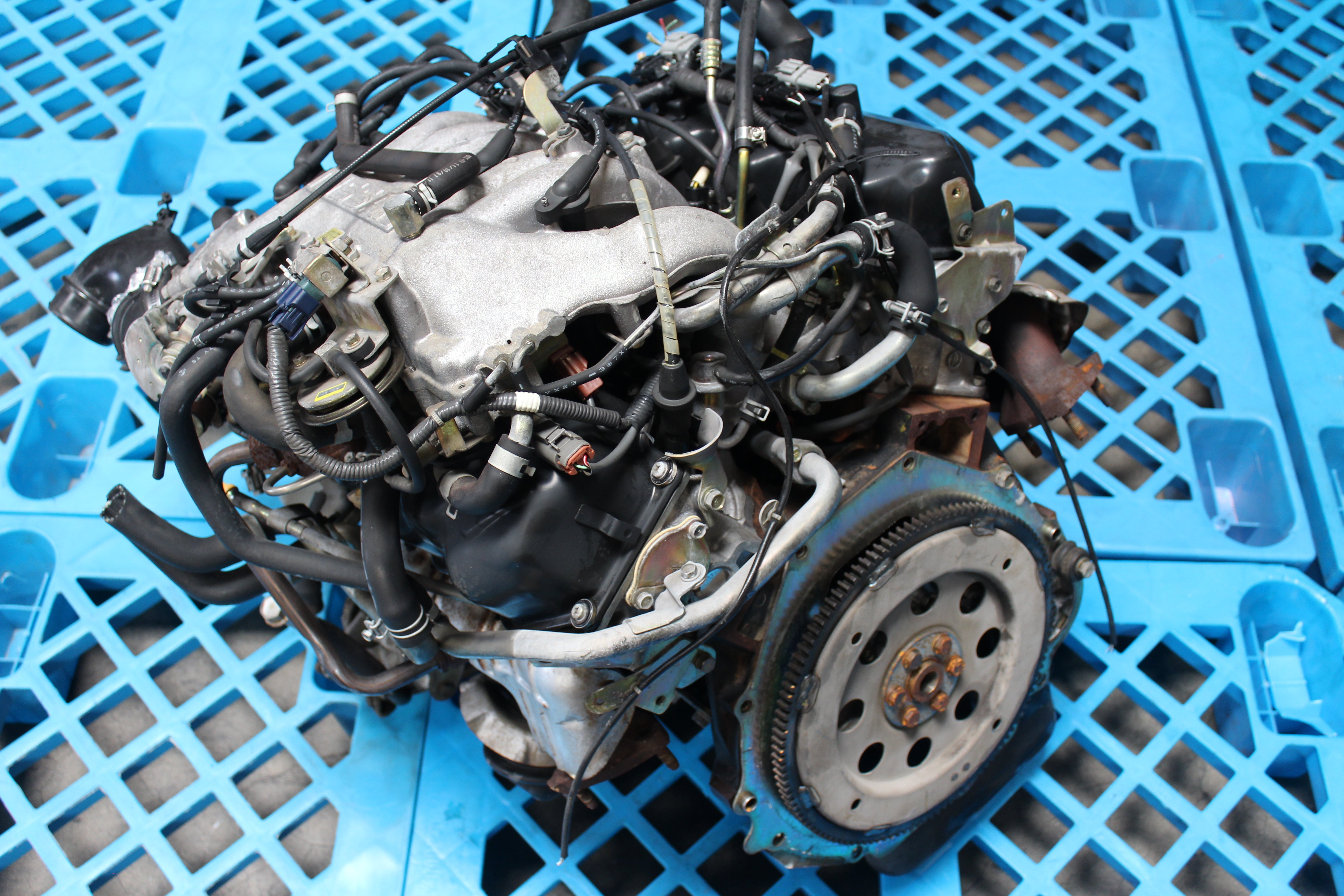 00-04 Nissan Xterra Engine - VG33DE