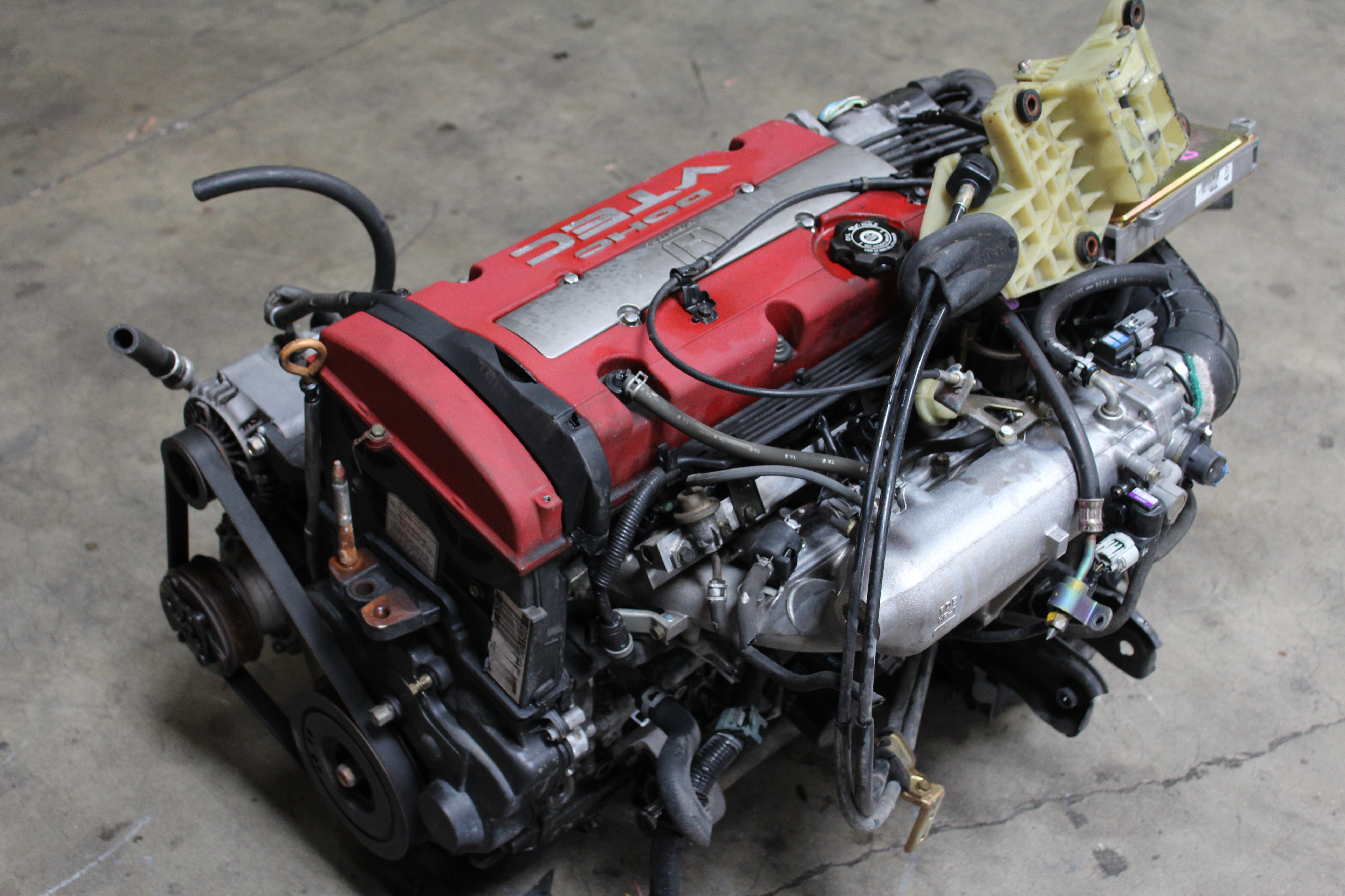 98-02 Honda Accord Replacement H22 Euro R Engine & 5-Speed LSD Trans.