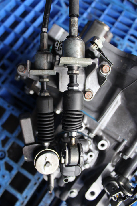 01-05 Honda Civic D17 Manual Trans.