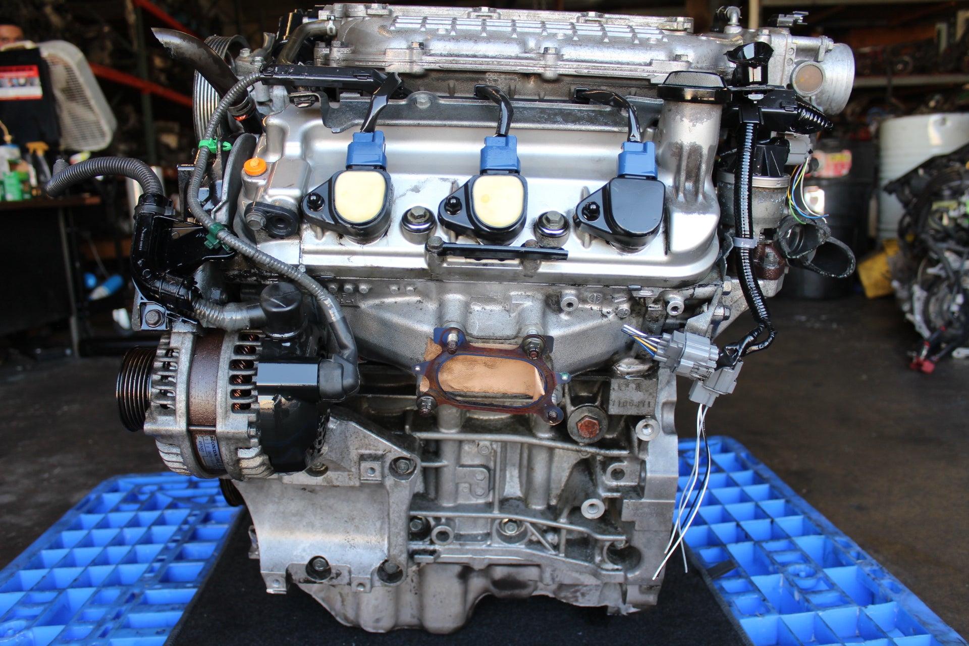01-02 Acura MDX Engine - J35 NON VCM