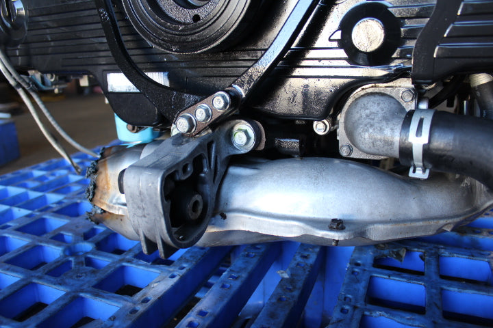 10-12 Subaru Outback Legacy Engine - EJ25 AVLS Plastic Intake (Front Bracket)