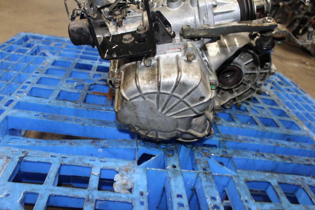 Toyota (00-08 COROLLA / 03-08 MATRIX & VIBE) 1ZZ 5-Speed Manual Trans.