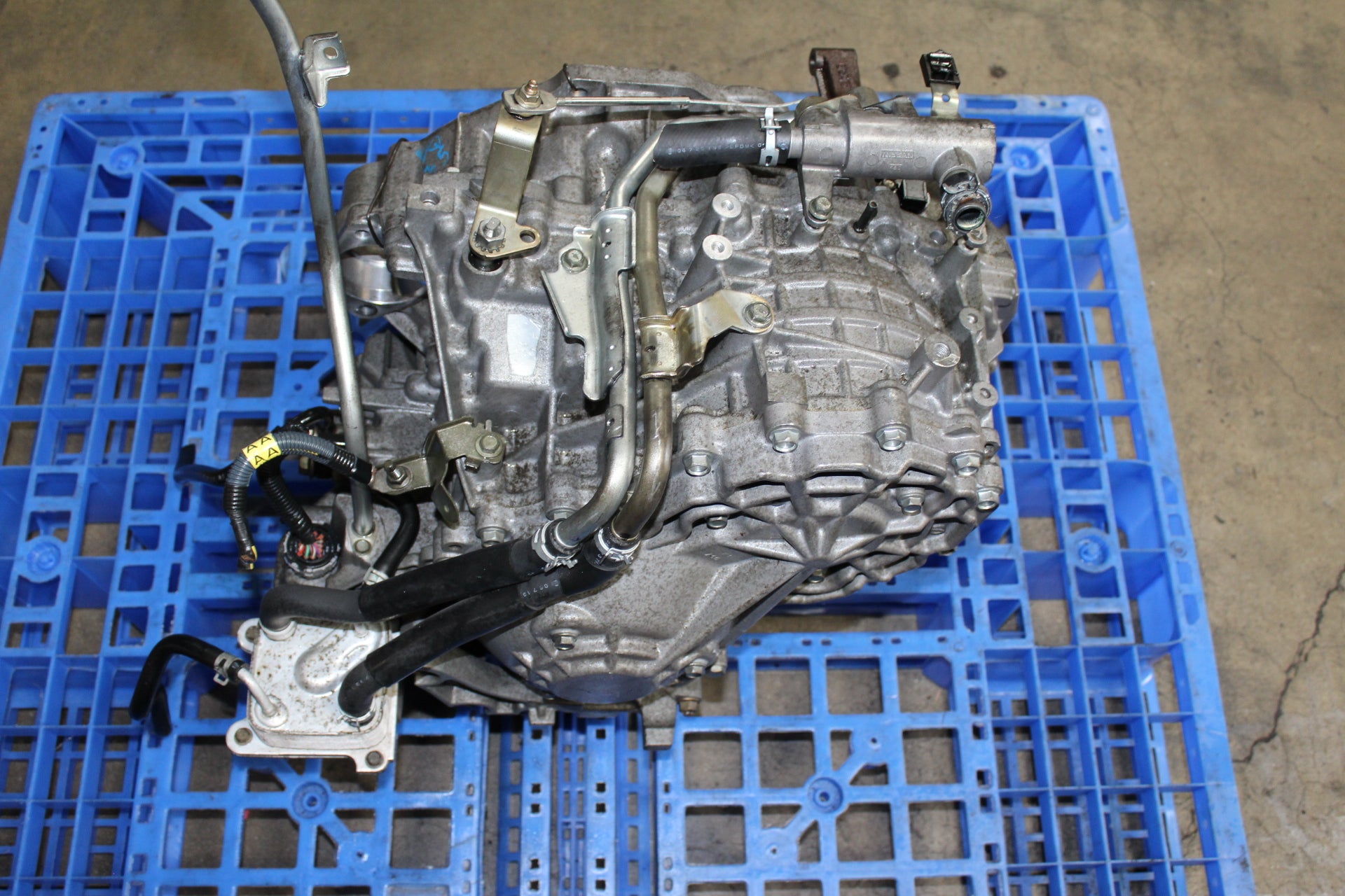 Nissan VQ35DE FWD Transmission