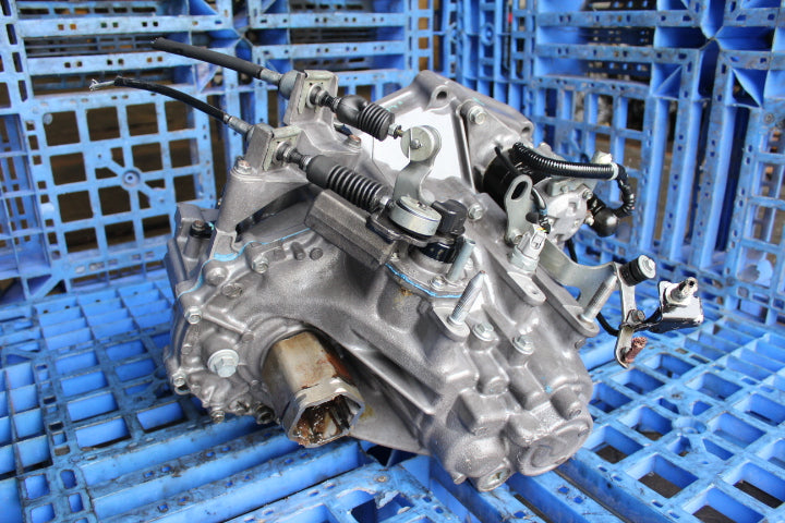 01-05 Honda Civic D17 Manual Trans.