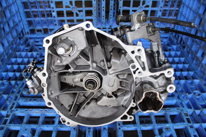 01-05 Honda Civic D17 Manual Trans.
