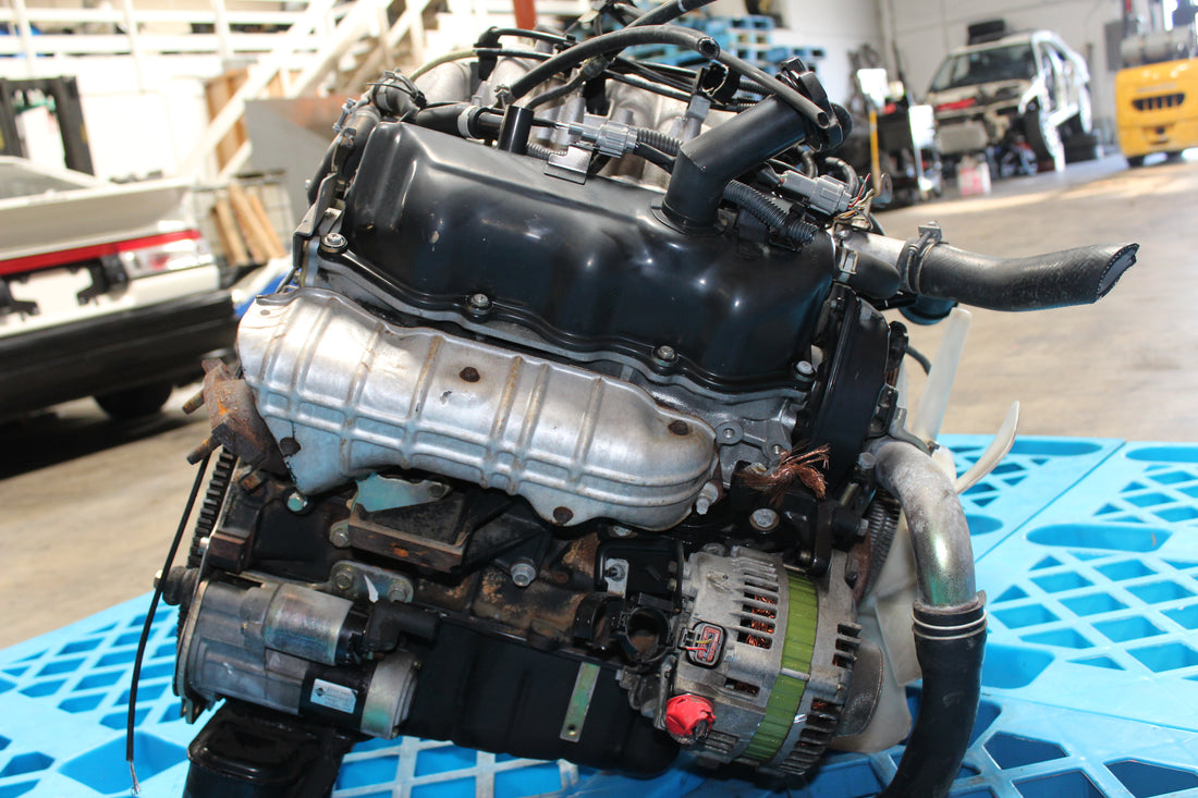 00-04 Nissan Xterra Engine - VG33DE