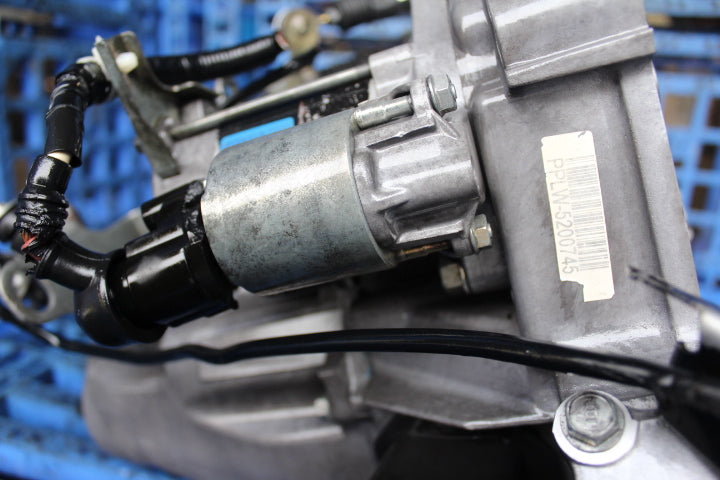 01-05 Honda Civic D17 Manual Trans.
