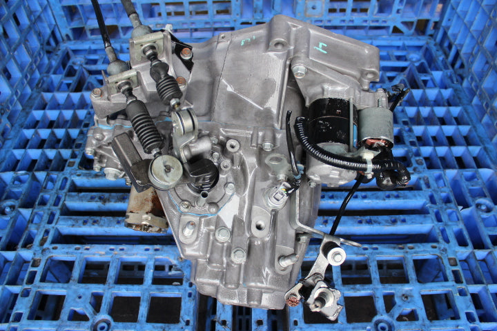 01-05 Honda Civic D17 Manual Trans.