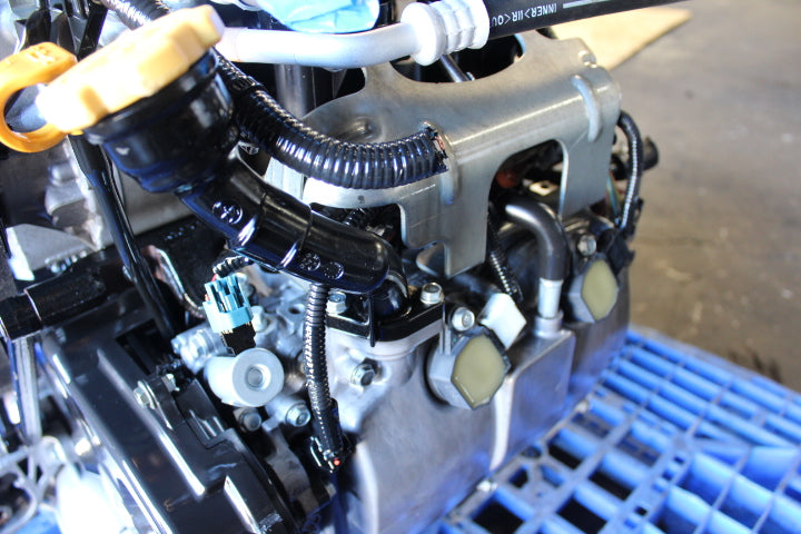 10-12 Subaru Outback Legacy Engine - EJ25 AVLS Plastic Intake (Front Bracket)