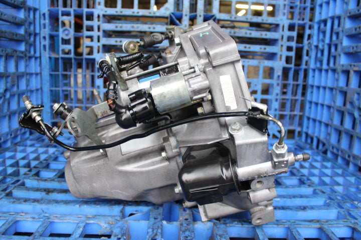 01-05 Honda Civic D17 Manual Trans.